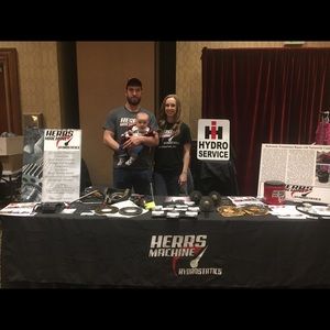 Meet your Posher, Caiti